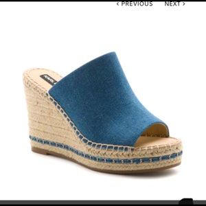 NWT Karl Lagerfeld Paris denim wedges